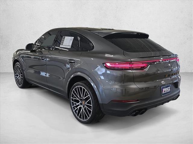Used 2022 Porsche Cayenne S image 7