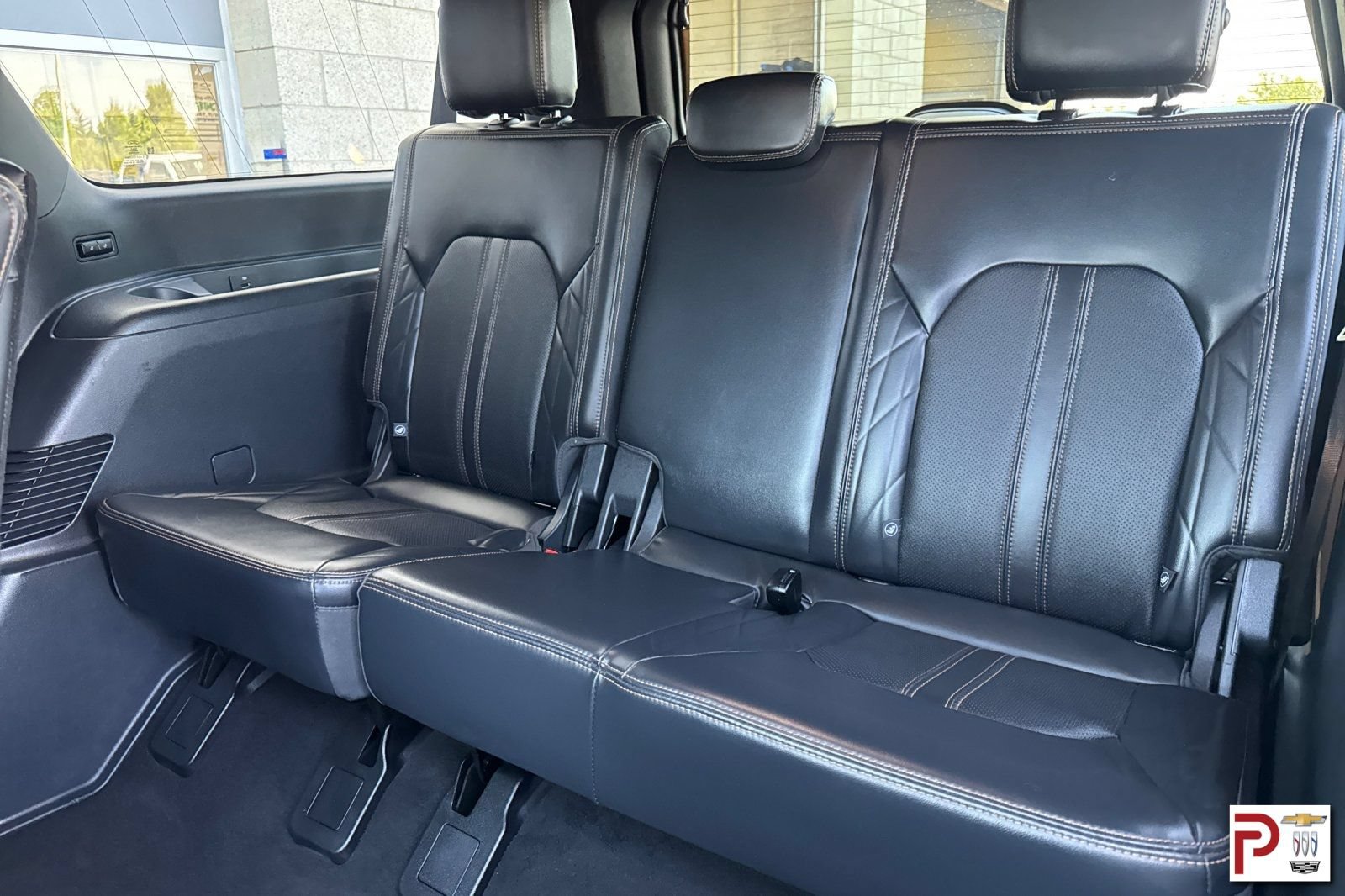 Used 2024 Ford Expedition Max Platinum AWD/4WD image 19