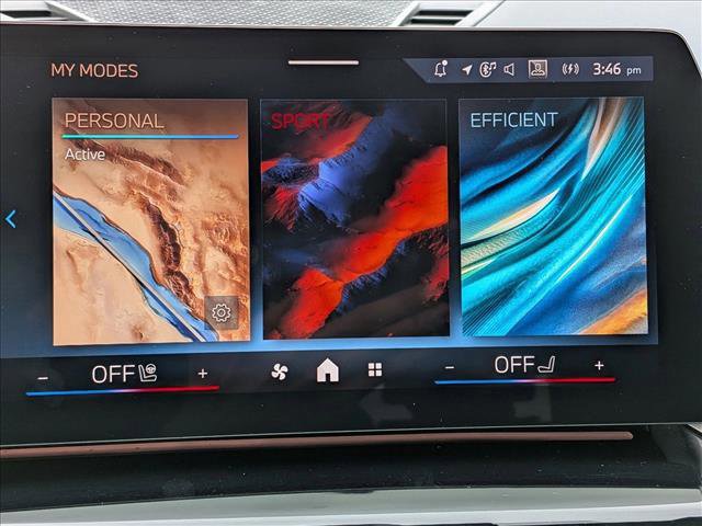 Used 2024 BMW X1 xDrive28i w/ Technology Package image 13