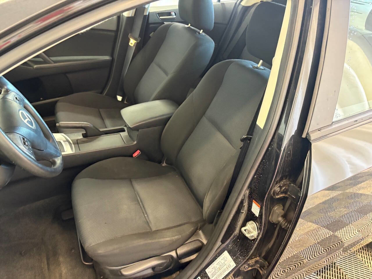 Used 2010 MAZDA MAZDA3 i Touring FWD image 35