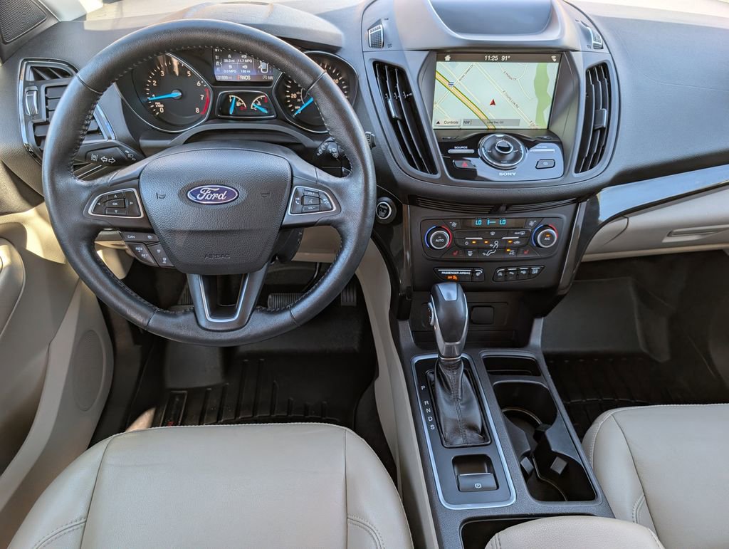 Used 2019 Ford Escape Titanium image 19