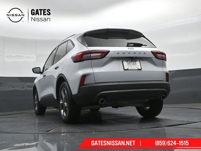 Used 2025 Ford Escape ST-Line FWD image 39