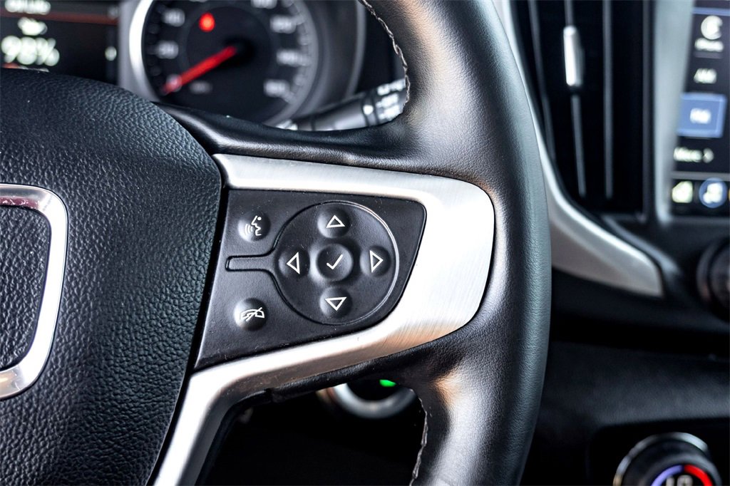 Used 2024 GMC Terrain SLT image 20