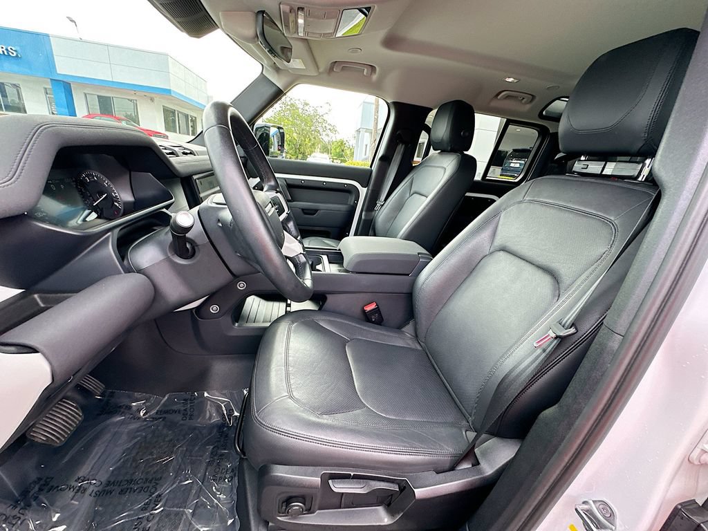 Used 2023 Land Rover Defender 110 S AWD/4WD image 19