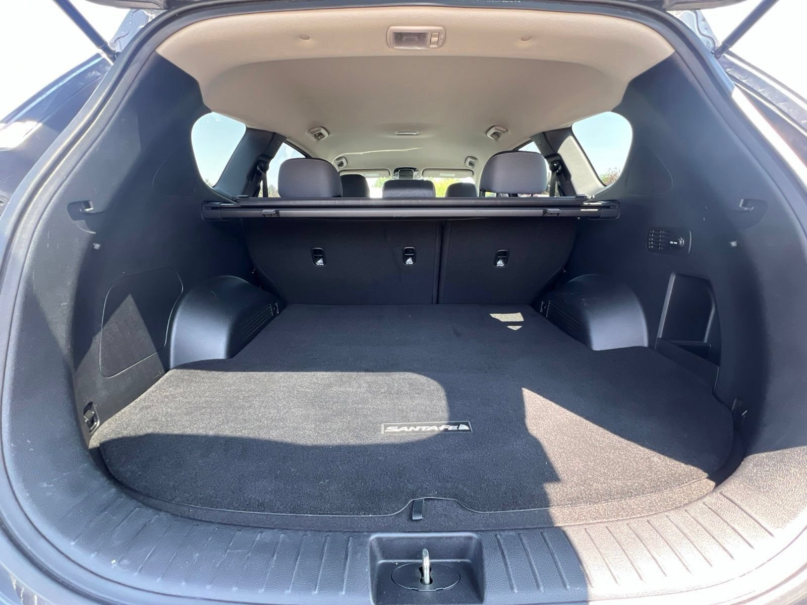 Used 2021 Hyundai Santa Fe SEL AWD/4WD image 26