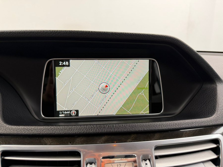 Used 2016 Mercedes-Benz E 350 4MATIC Sedan w/ Premium Package image 60