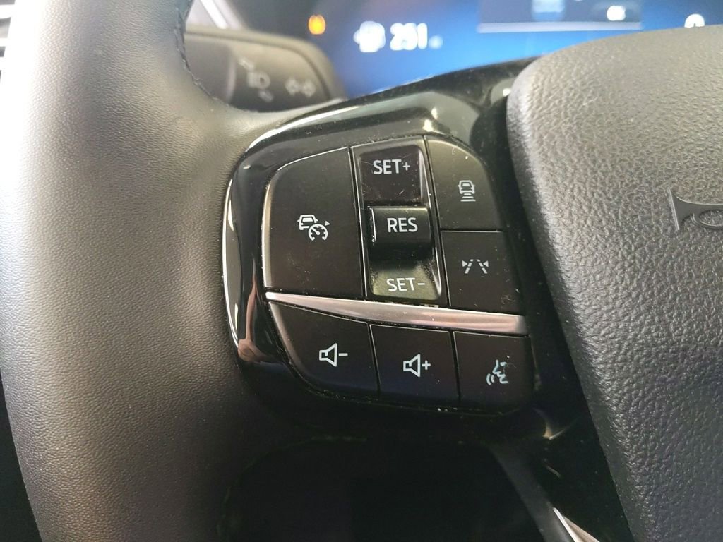 Used 2023 Ford Escape Active w/ Tech Pack #2 AWD/4WD image 18