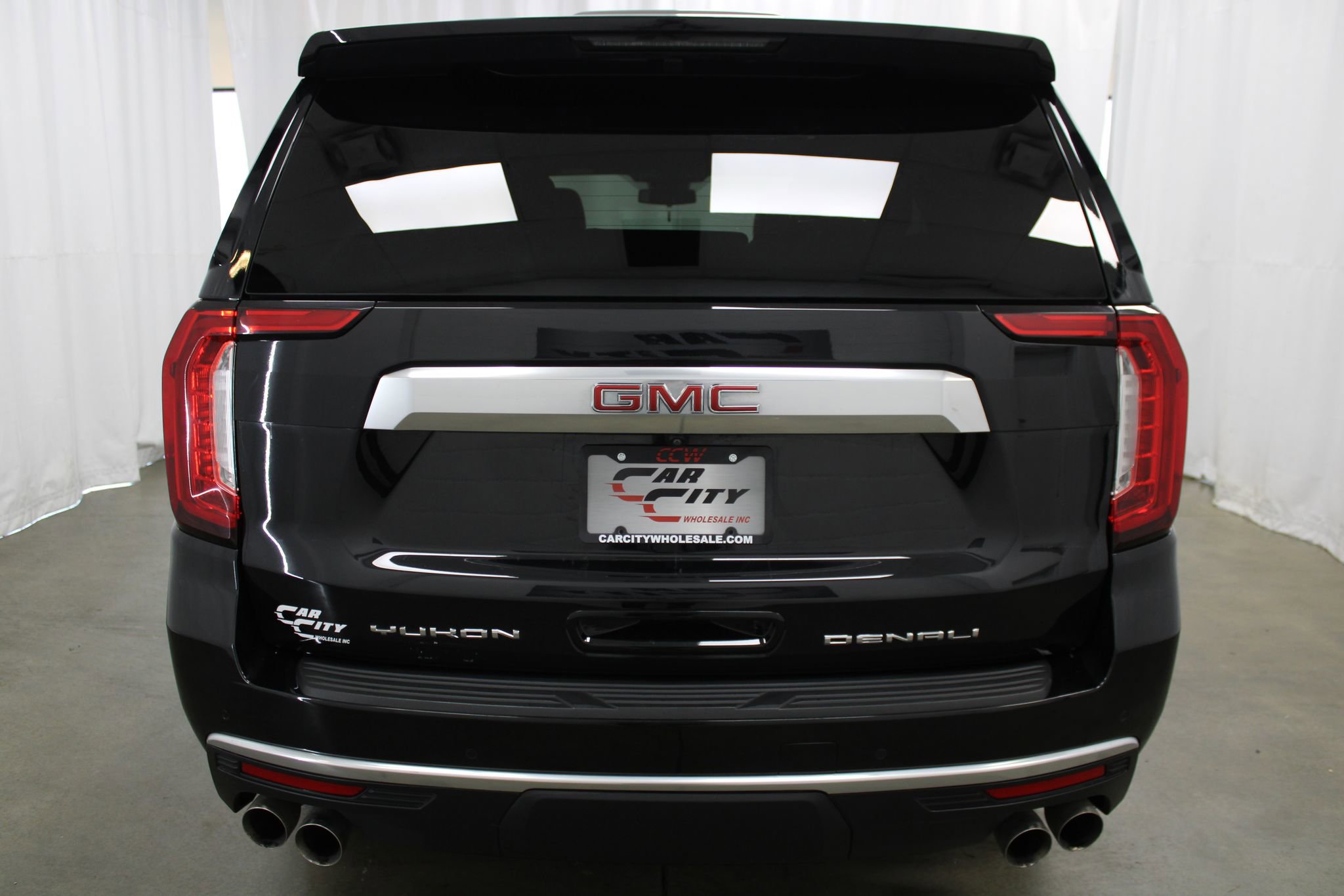Used 2023 GMC Yukon Denali image 6