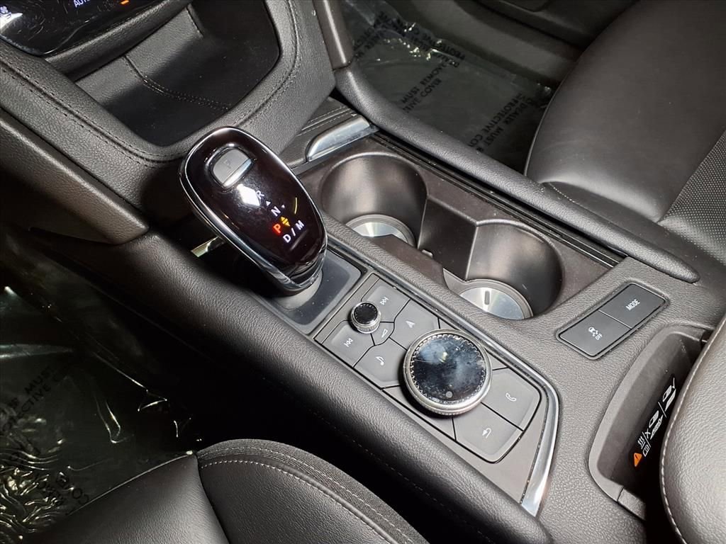 Certified 2022 Cadillac XT6 Premium Luxury image 6