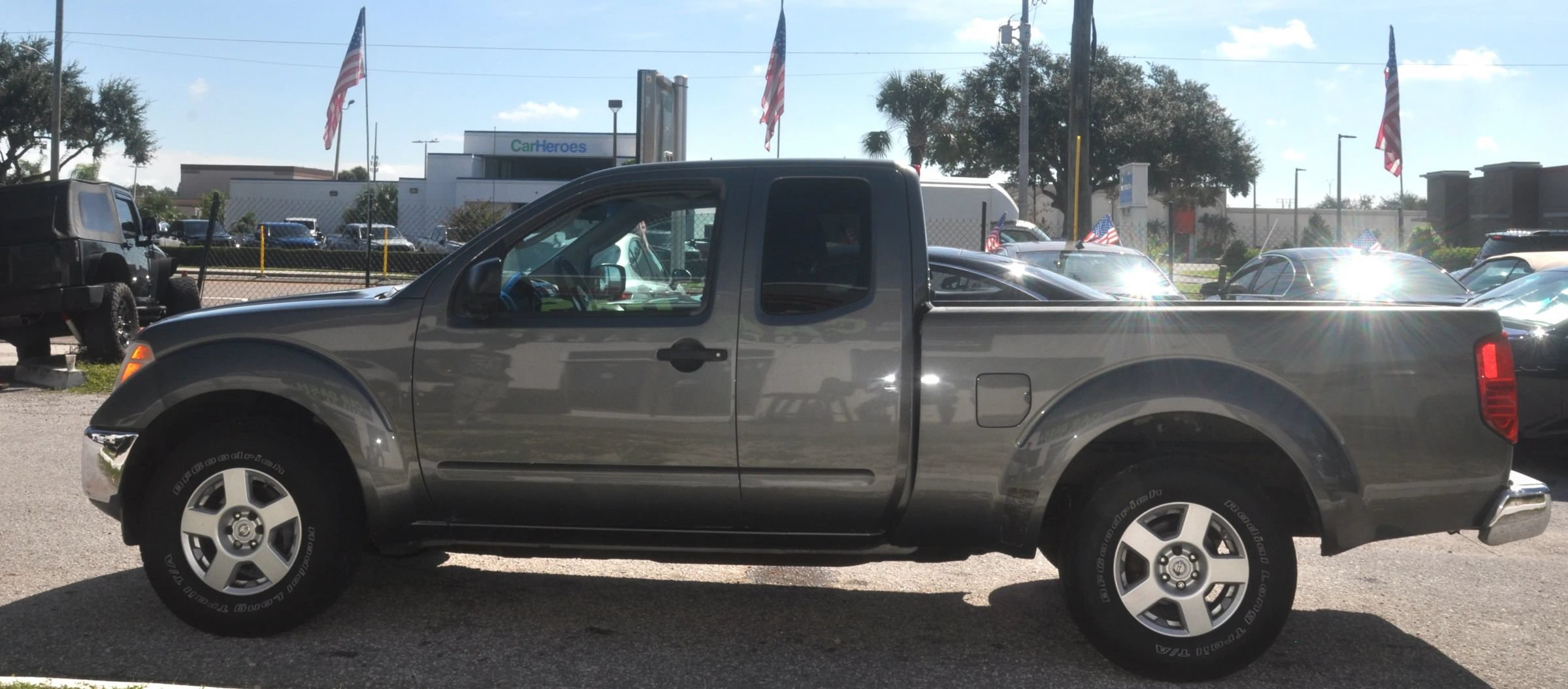 Used 2006 Nissan Frontier SE w/ (P01) Power Pkg RWD image 4