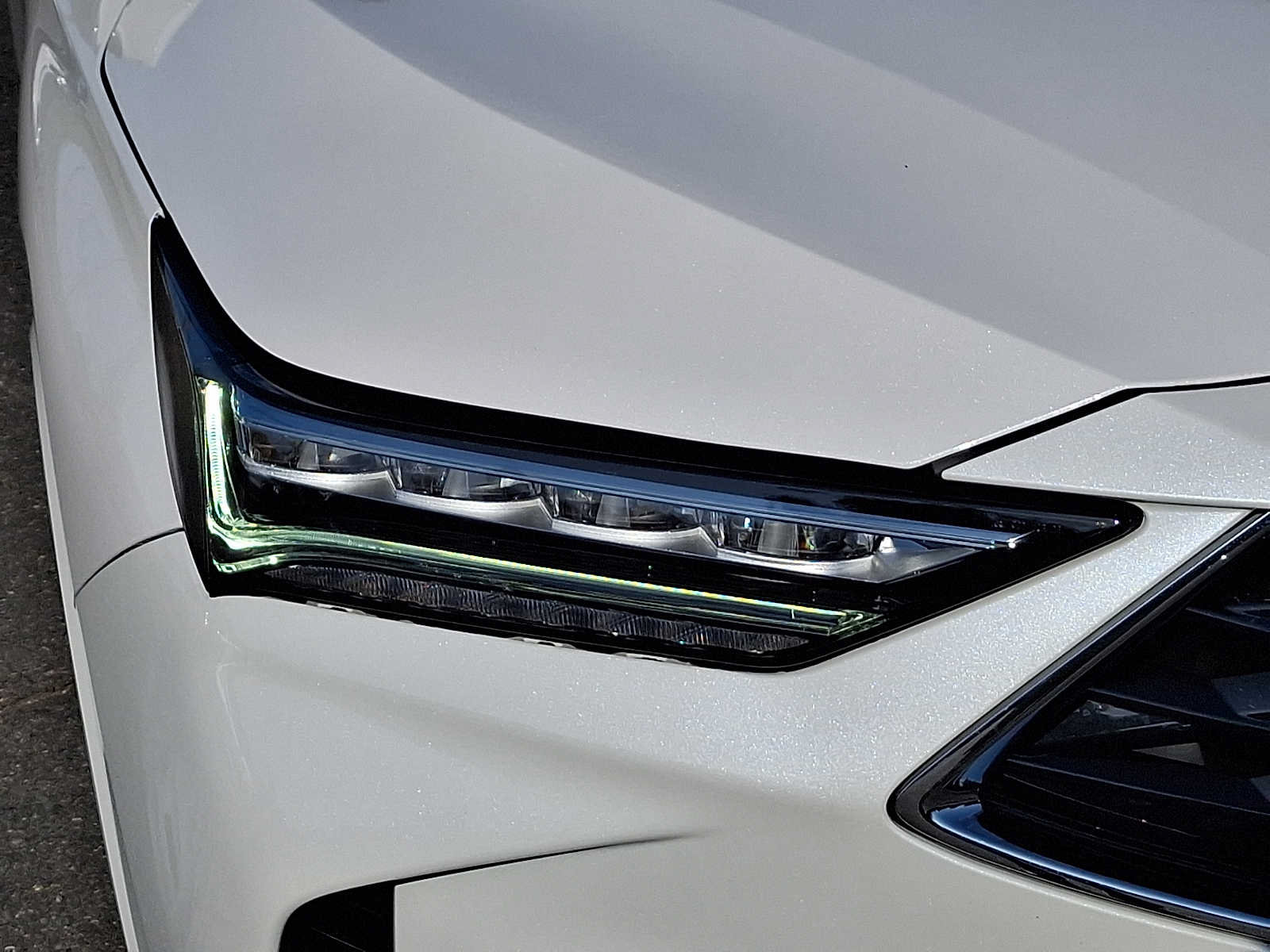 Certified 2026 Acura MDX w/ Advance Package AWD/4WD image 9