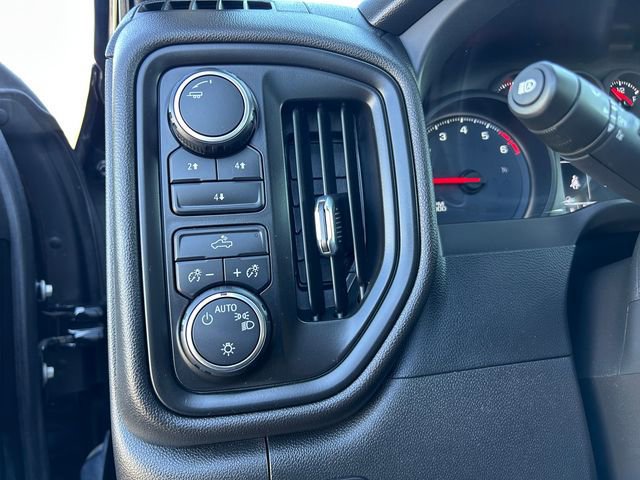 Used 2024 Chevrolet Silverado 2500 Custom w/ Custom Convenience Package image 21