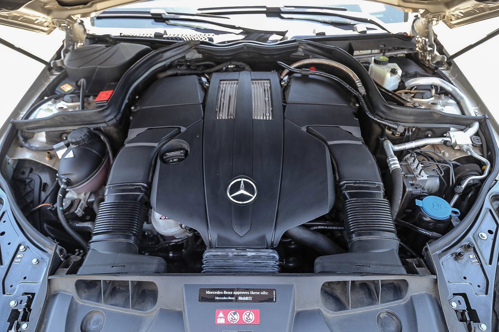 Used 2016 Mercedes-Benz E 400 Cabriolet image 30