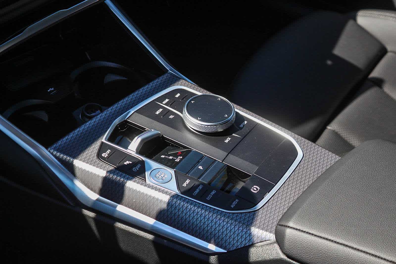 New 2026 BMW 330i Sedan w/ Convenience Package RWD image 18
