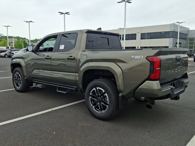 New 2026 Toyota Tacoma TRD Sport AWD/4WD image 4
