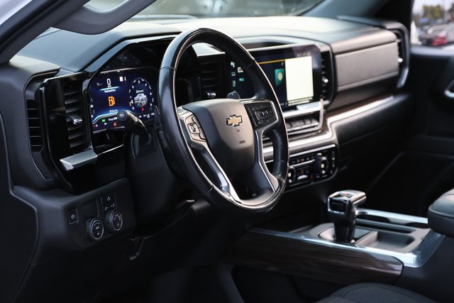 Used 2022 Chevrolet Silverado 1500 LT w/ Protection Package image 13