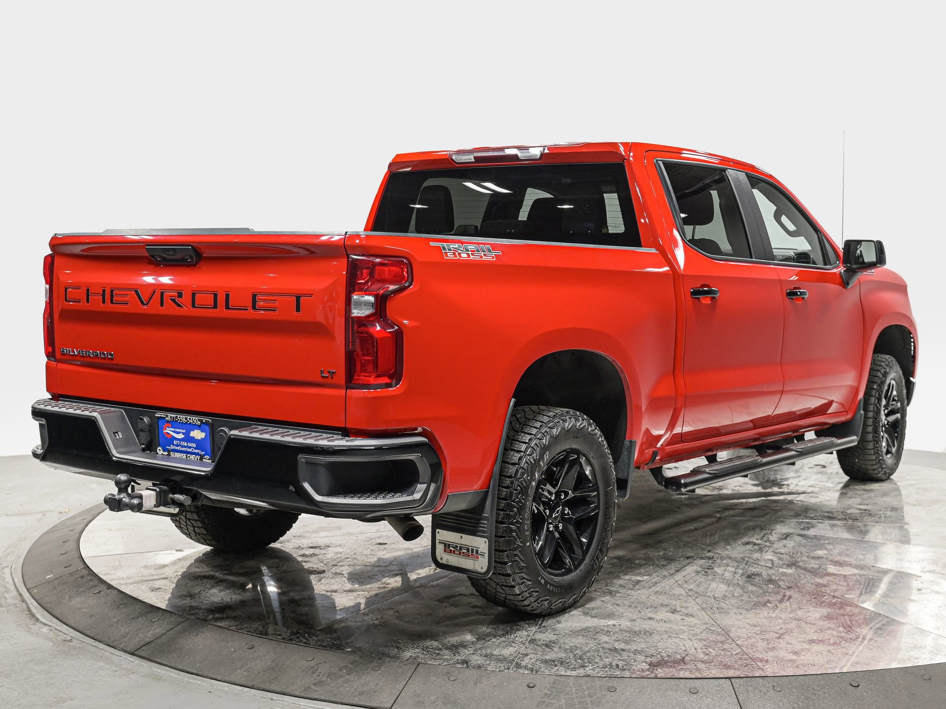 Used 2023 Chevrolet Silverado 1500 LT Trail Boss w/ Protection Package image 7