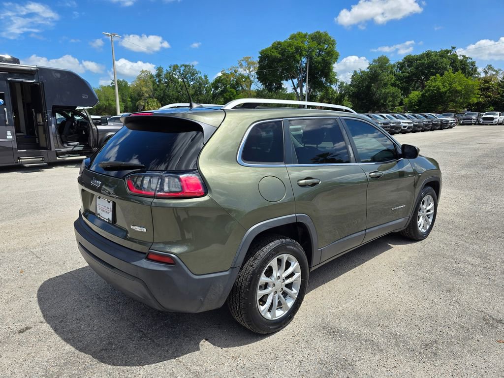 Certified 2019 Jeep Cherokee Latitude w/ Popular Appearance Group image 6