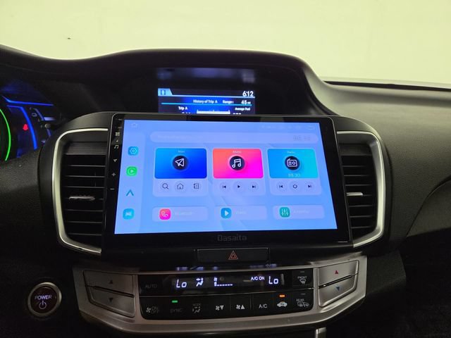 Used 2015 Honda Accord Touring image 16