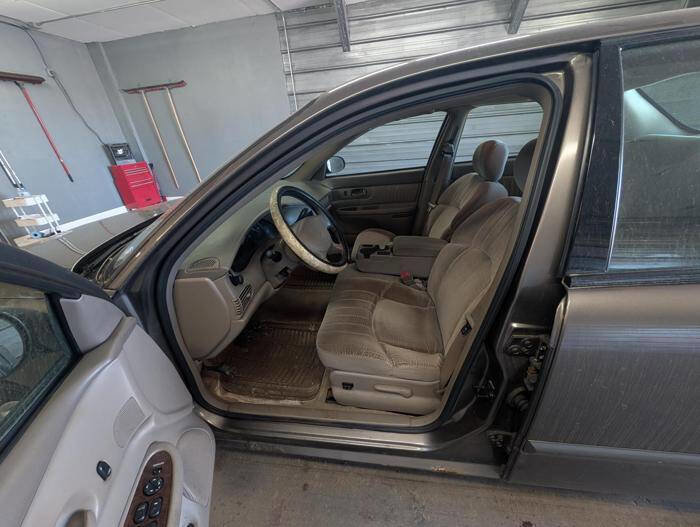 Used 2003 Buick Century Custom FWD image 20