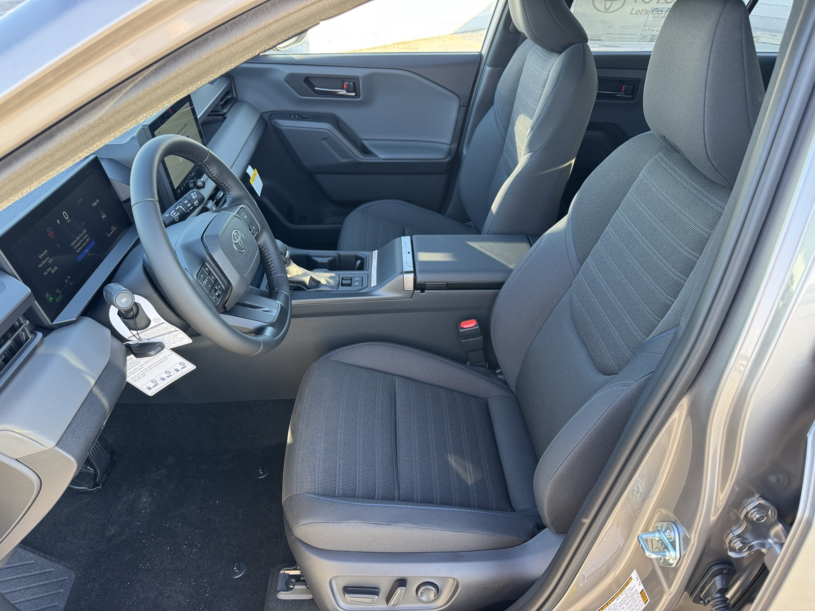 New 2026 Toyota RAV4 SE w/ Weather Package AWD/4WD image 2