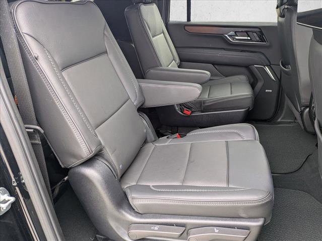 Used 2025 GMC Yukon XL Denali w/ Denali Reserve Package image 23