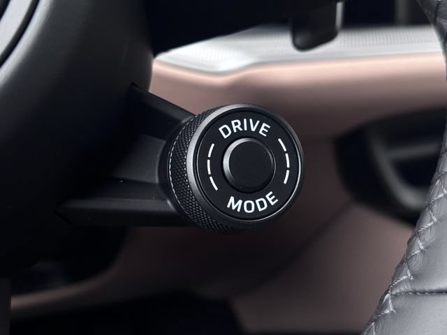 New 2026 Porsche Cayenne Coupe AWD/4WD image 18