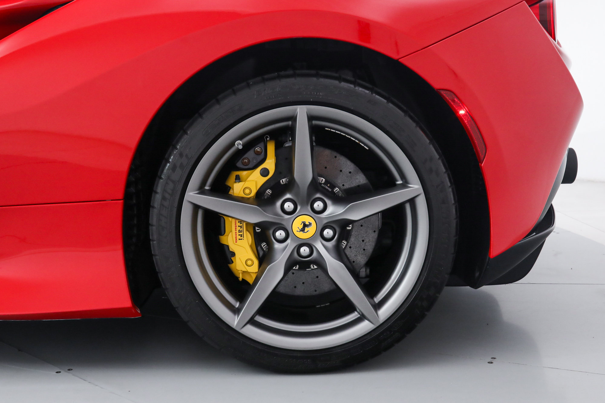 Certified 2023 Ferrari F8 Tributo RWD image 42