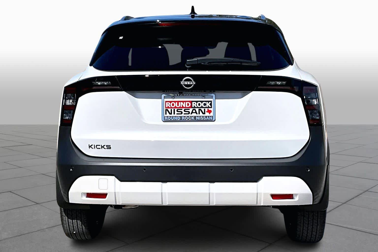 New 2026 Nissan Kicks SV image 4