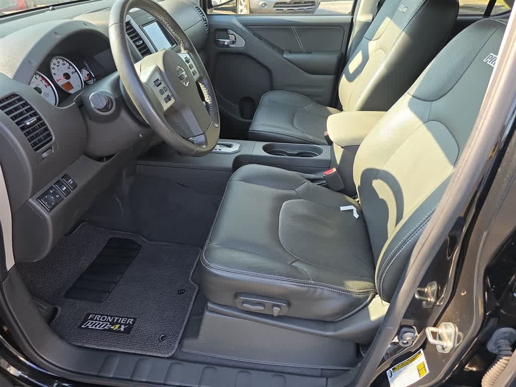 Used 2020 Nissan Frontier PRO-4X w/ Pro-4x Utility Package AWD/4WD image 15