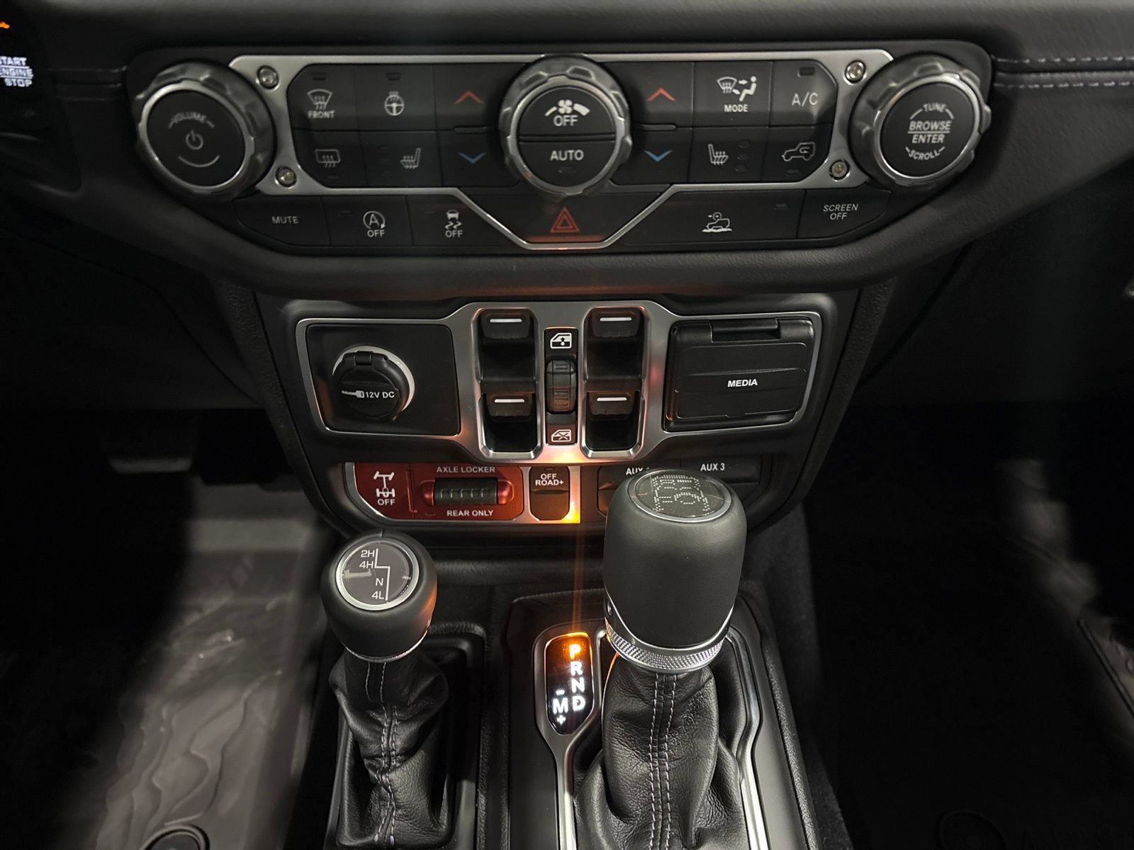 New 2026 Jeep Wrangler Unlimited Sport AWD/4WD image 23