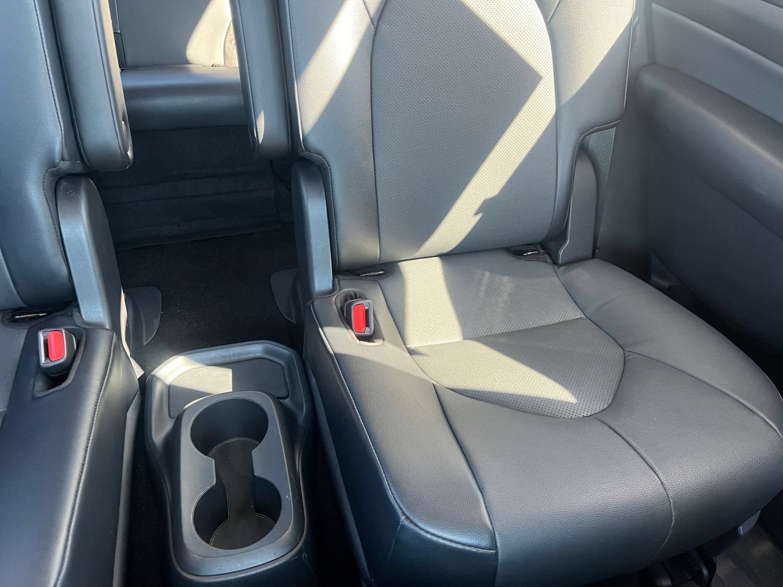 Used 2024 Toyota Grand Highlander AWD image 34