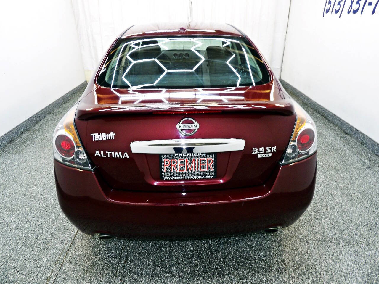 Used 2011 Nissan Altima 3.5 SR w/ 3.5SR Premium Pkg FWD image 5