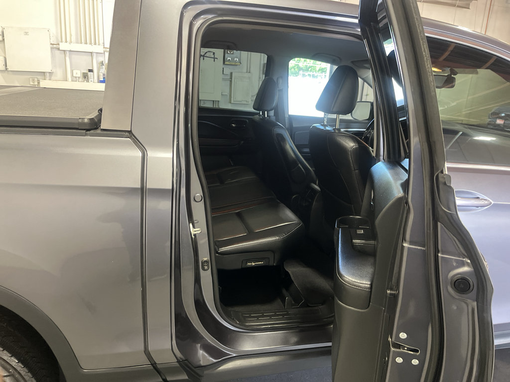 Used 2017 Honda Ridgeline RTL-T image 10