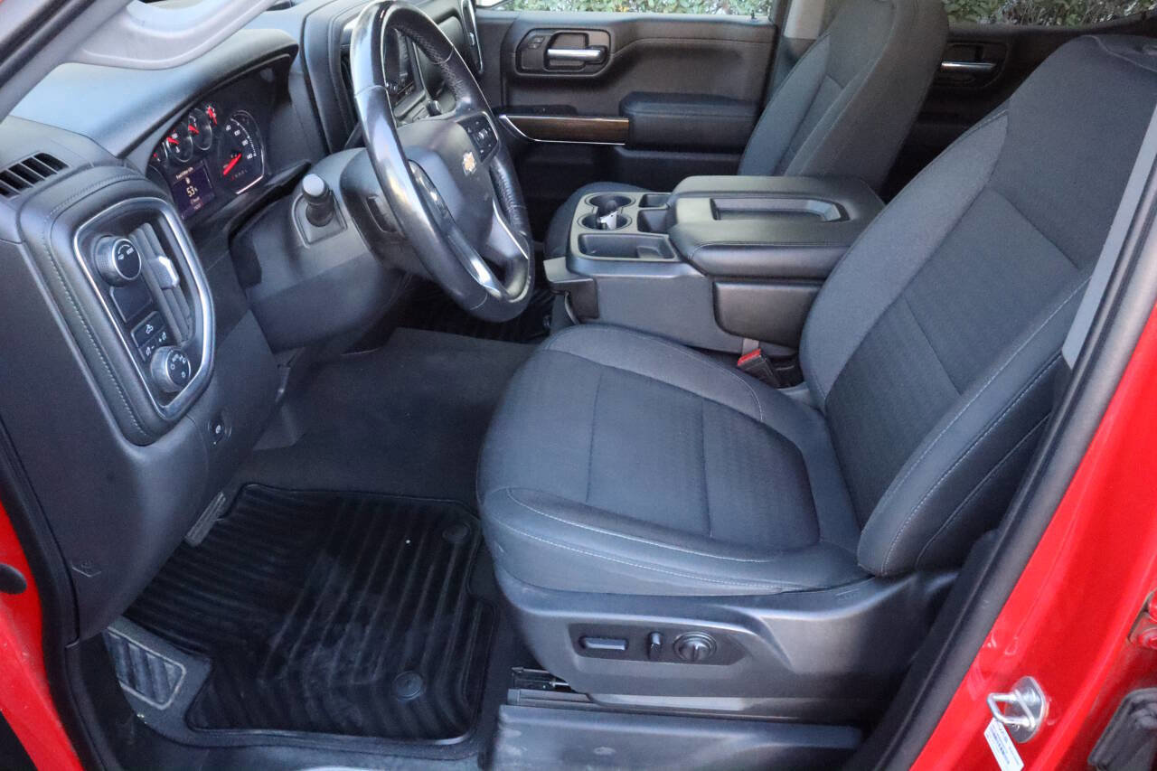 Used 2020 Chevrolet Silverado 1500 LT w/ Convenience Package image 4