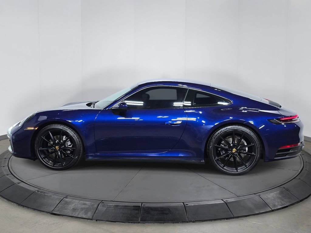 Used 2021 Porsche 911 Carrera RWD image 2