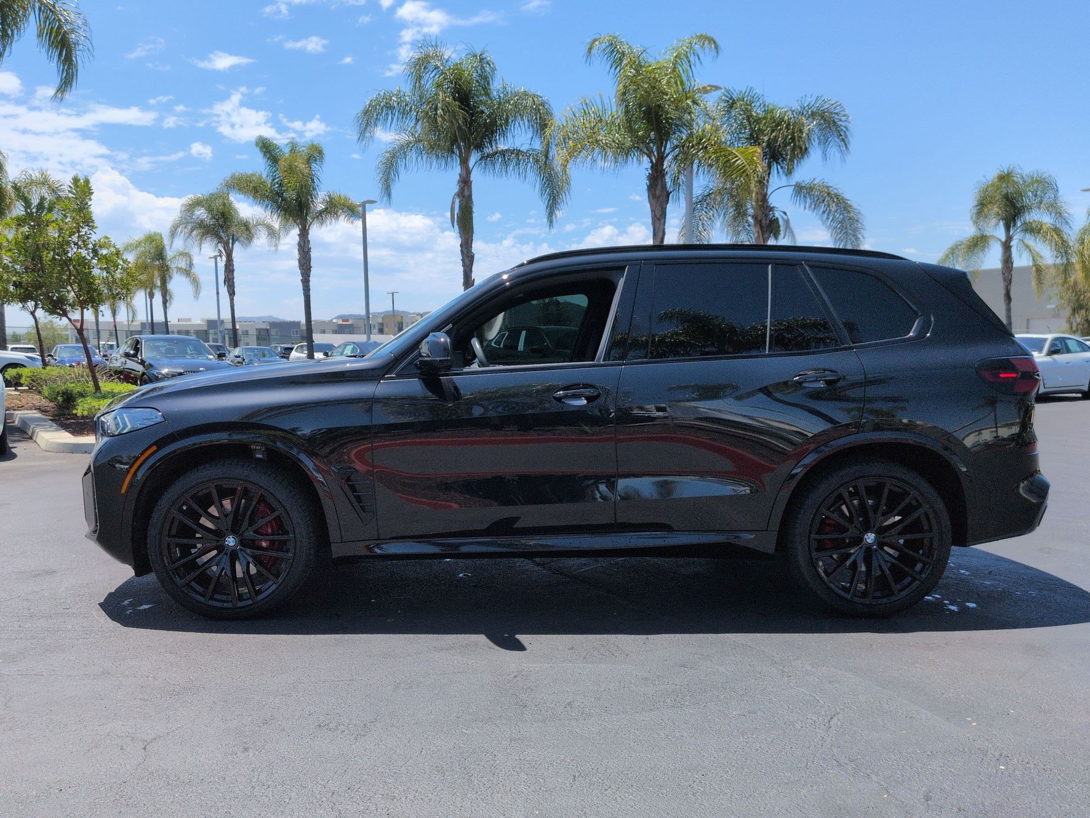 Certified 2025 BMW X5 sDrive40i w/ M Sport Package RWD image 7