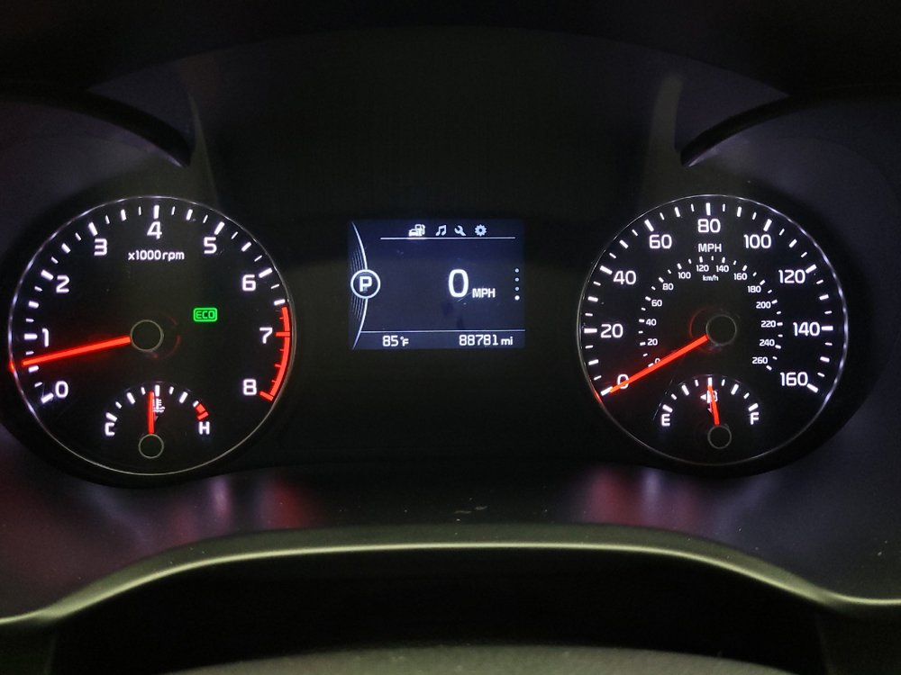 Used 2018 Kia Optima LX w/ 17" Alloy Wheels Package FWD image 23