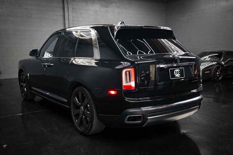 Used 2020 Rolls-Royce Cullinan AWD/4WD image 9