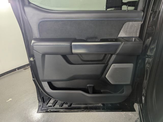 Used 2025 Ford F450 Platinum w/ FX4 Off-Road Package image 15