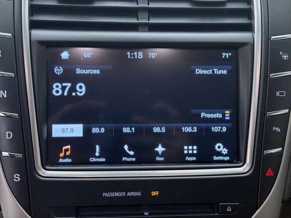 Used 2016 Lincoln MKX Reserve w/ Technology Package image 17