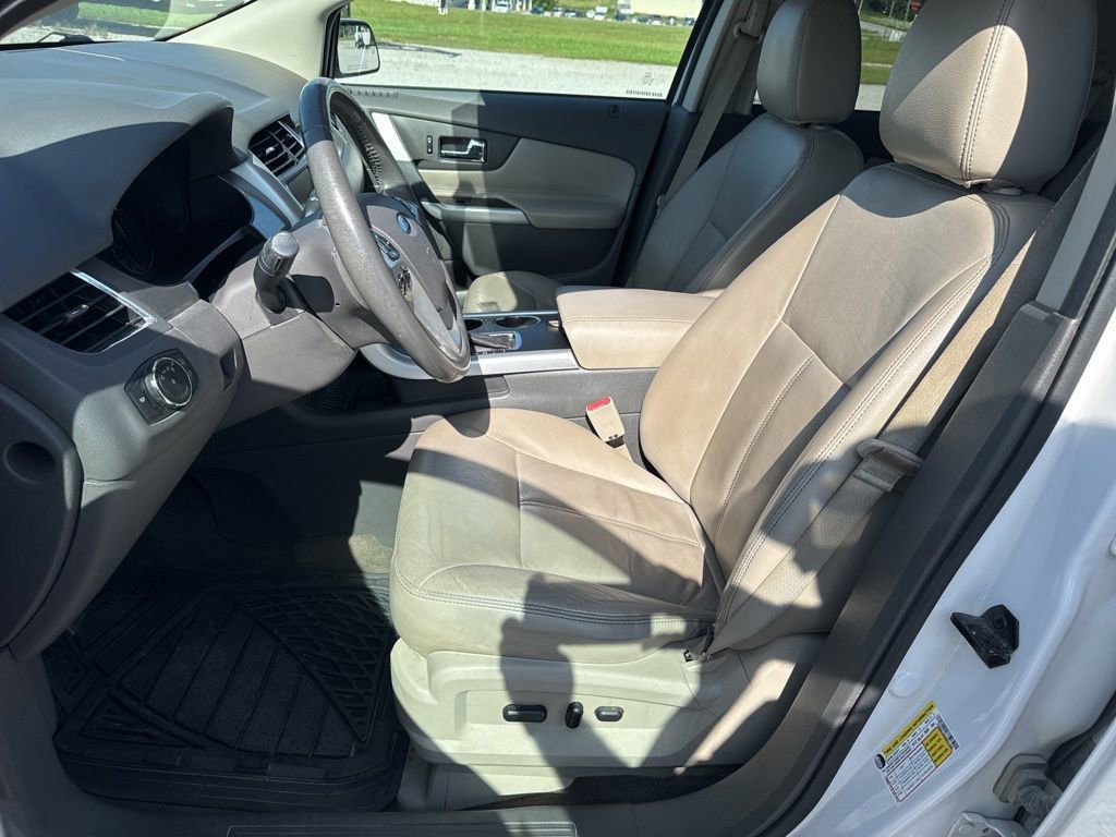 Used 2013 Ford Edge SEL image 21