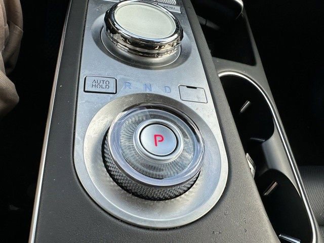 Used 2024 Genesis GV70 2.5T Advanced w/ Advanced Package image 32