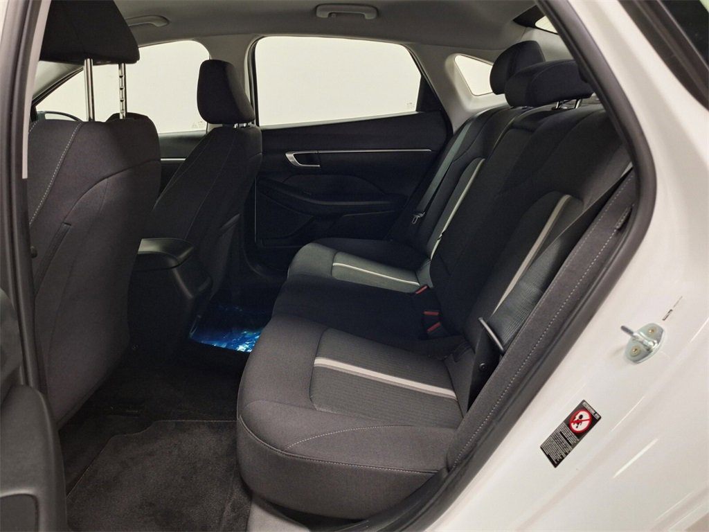 Used 2022 Hyundai Sonata SEL w/ Cargo Package image 10
