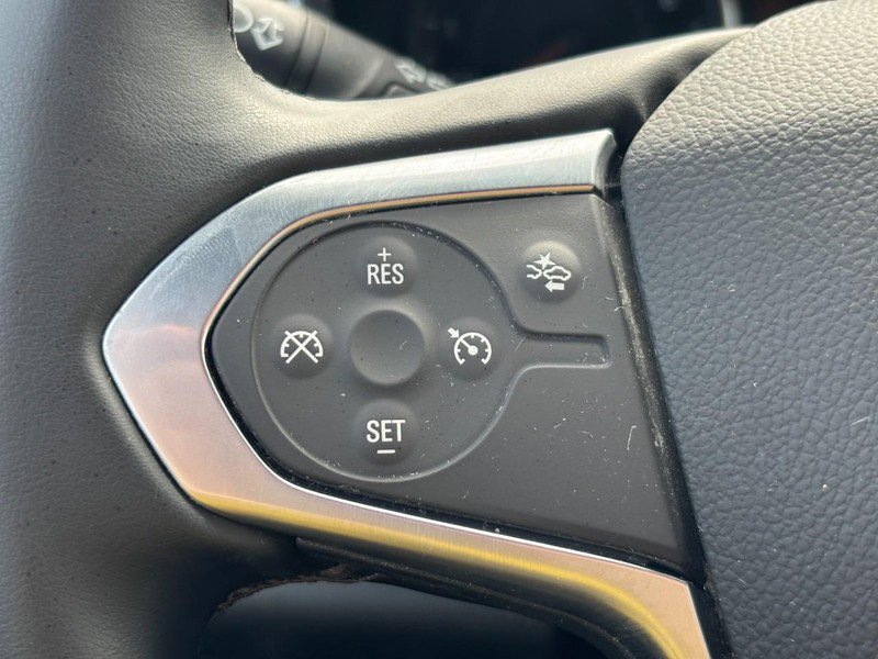 Certified 2023 Chevrolet Traverse LT image 18