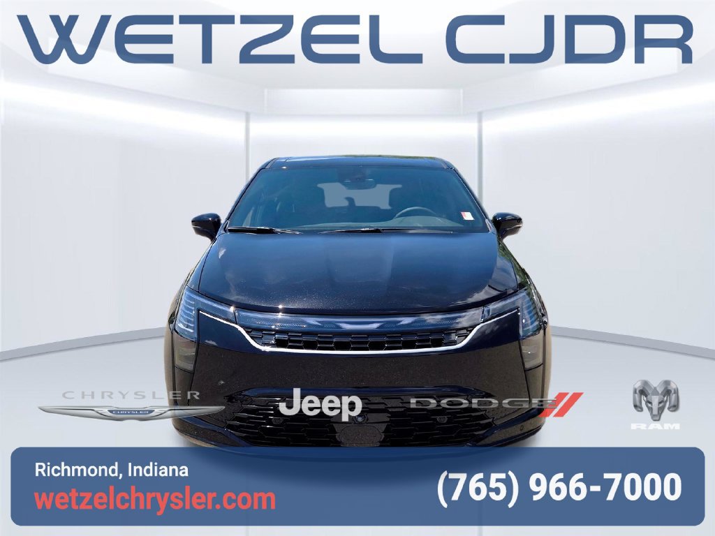 New 2027 Chrysler Pacifica Select FWD image 2