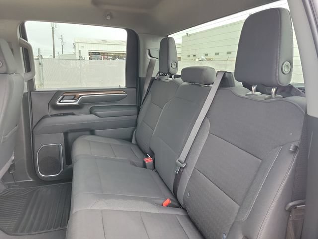 Used 2025 Chevrolet Silverado 2500 LT w/ Convenience Package AWD/4WD image 11