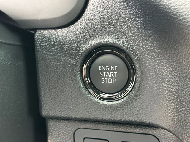 New 2026 Toyota Tundra SR5 w/ SR5 Convenience Package AWD/4WD image 21