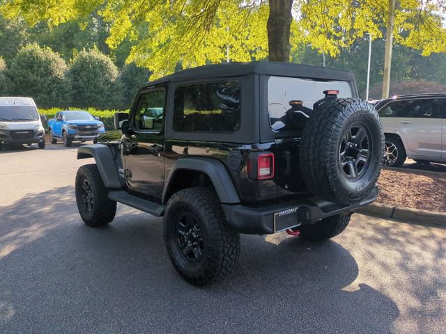 Used 2019 Jeep Wrangler Sport AWD/4WD image 3