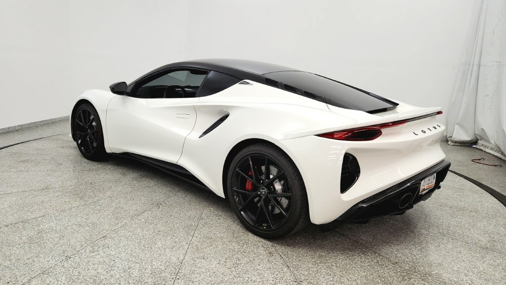Used 2026 Lotus Emira SE RWD image 3